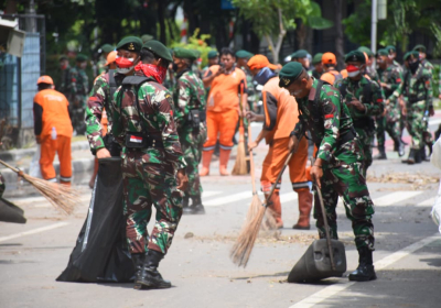TNI BERSAMA WARGA